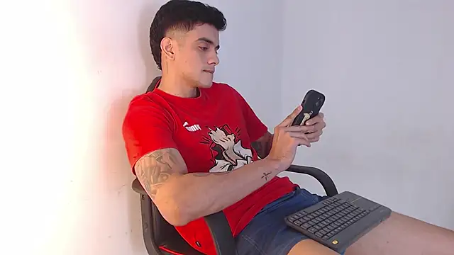 adam levis17 online show from October 2025 07:12:01 AM