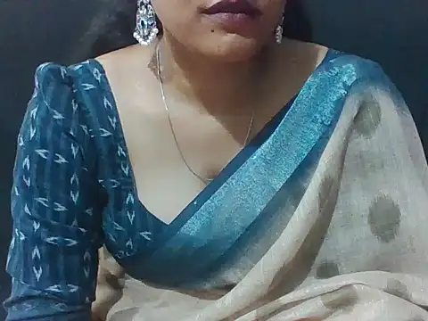 Snapshot of sugandha_bhabhi chatting on June 2026 04:31:02 PM sugandha bhabhi online show from June 2026 04:31:02 PM