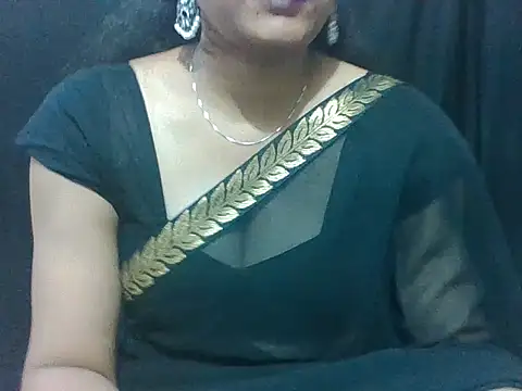 Snapshot of sugandha_bhabhi chatting on August 2026 04:42:02 PM sugandha bhabhi online show from August 2026 04:42:02 PM