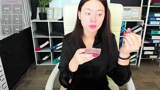 meow mellie online show from December 2025 03:00:01 AM