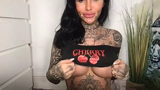 Peaches and the Cream online show from March 2026 02:35:02 PM