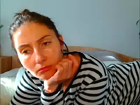 Irina9793 online show from November 2025 09:44:02 AM