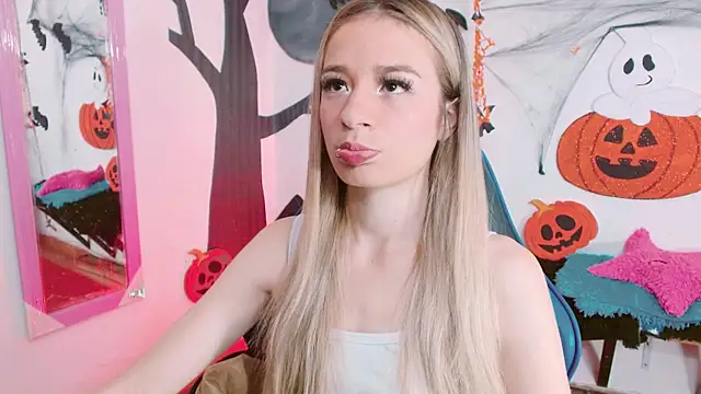 hannah 026 online show from October 2025 10:47:02 AM