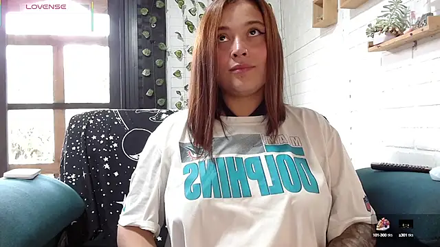 LiraSonnett online show from March 2025 09:13:02 PM