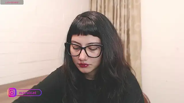 Snapshot of Laury_uri chatting on February 2026 01:24:01 AM Laury uri online show from February 2026 01:24:01 AM