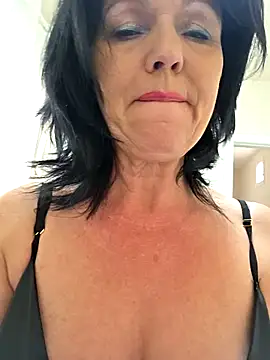 Melody73 online show from February 2026 04:54:01 PM