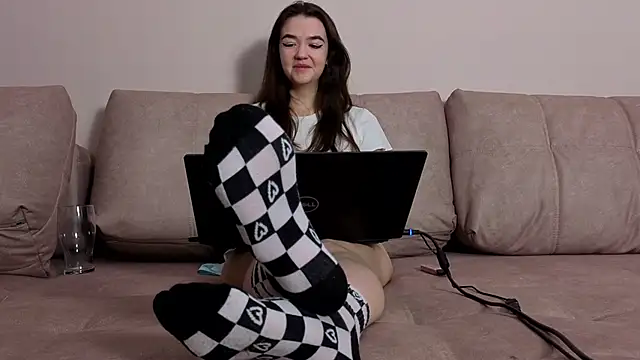 imyourdreams online show from May 2026 11:23:04 PM
