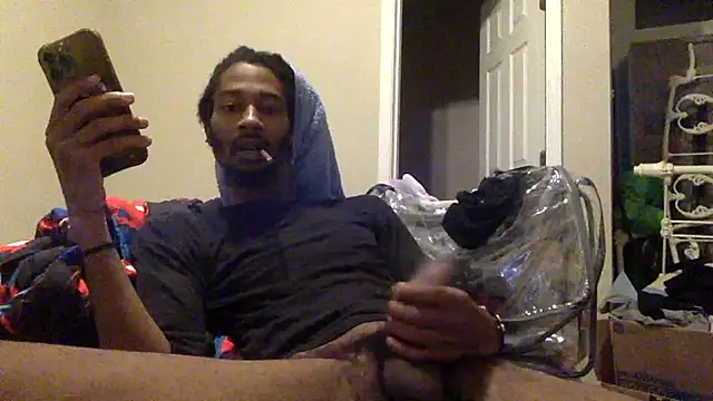 Snapshot of datlongone chatting on November 2025 06:14:01 AM datlongone online show from November 2025 06:14:01 AM