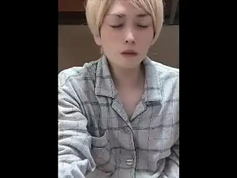 Snapshot of mgnhiroyuki chatting on November 2025 09:09:02 AM mgnhiroyuki online show from November 2025 09:09:02 AM