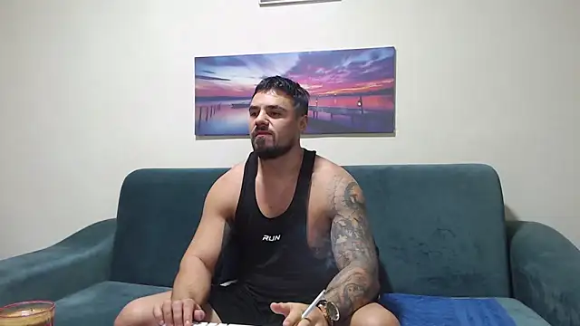 Snapshot of Tiberius_hunk chatting on November 2025 05:06:02 AM Tiberius hunk online show from November 2025 05:06:02 AM