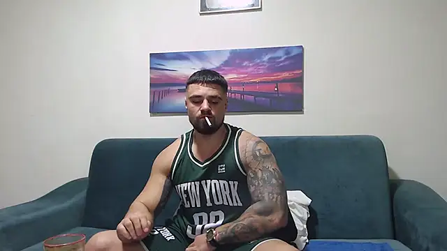 Snapshot of Tiberius_hunk chatting on November 2025 06:07:01 PM Tiberius hunk online show from November 2025 06:07:01 PM