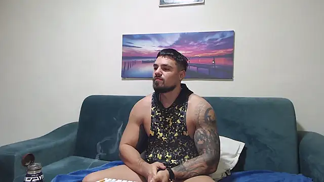 Snapshot of Tiberius_hunk chatting on December 2025 06:06:01 AM Tiberius hunk online show from December 2025 06:06:01 AM