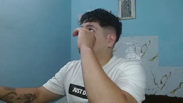 lunaxxx 69 online show from March 2025 01:43:01 AM