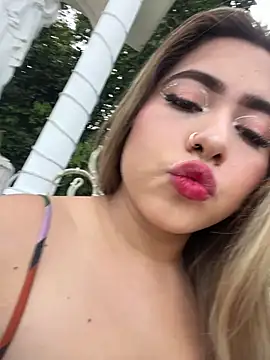 lunaxxx 69 online show from November 2025 09:59:01 PM