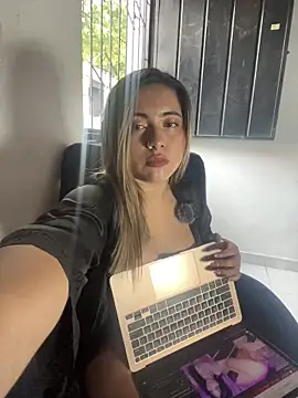 lunaxxx 69 online show from November 2025 09:24:02 PM