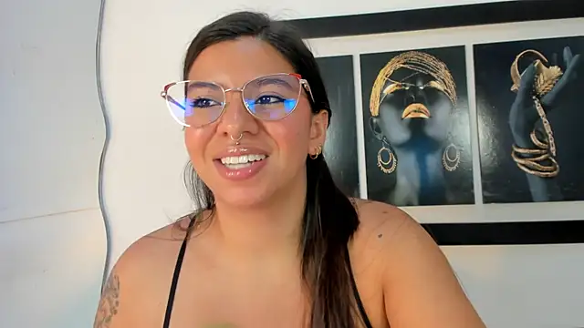 emilyy cooperr online show from November 2025 12:16:01 PM