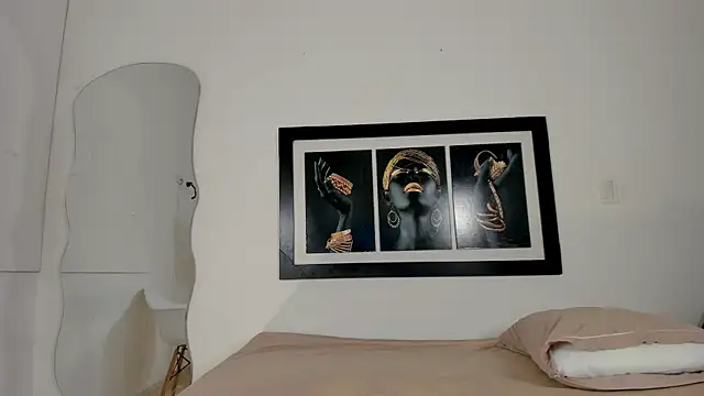 emilyy cooperr online show from January 2026 01:13:02 PM