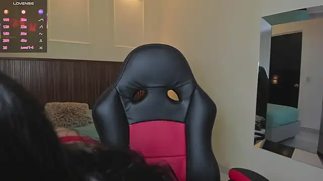 AGATHASMITH5 online show from November 2025 03:19:02 AM