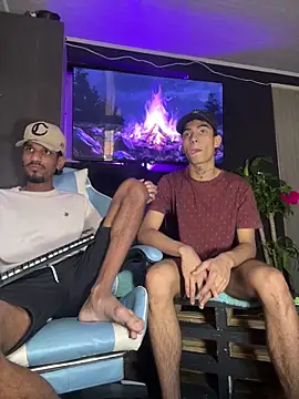 Snapshot of Miguel_bigcock chatting on March 2025 09:14:02 PM Miguel bigcock online show from March 2025 09:14:02 PM