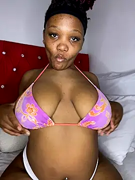 Snapshot of Beyoncex05 chatting on October 2025 07:44:02 PM Beyoncex05 online show from October 2025 07:44:02 PM