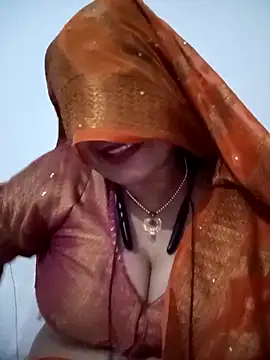 Snapshot of Neha-Bhabhi-Rasily chatting on October 2025 04:39:01 PM Neha-Bhabhi-Rasily online show from October 2025 04:39:01 PM