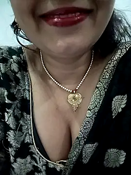 Snapshot of Neha-Bhabhi-Rasily chatting on November 2025 03:56:01 PM Neha-Bhabhi-Rasily online show from November 2025 03:56:01 PM