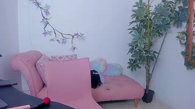 Snapshot of SaskiaGrendel chatting on February 2026 12:45:02 AM SaskiaGrendel online show from February 2026 12:45:02 AM