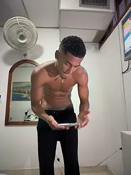 LexiAndDeker online show from February 2026 06:00:02 PM