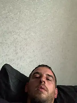 Maxpeins online show from May 2026 11:16:02 AM
