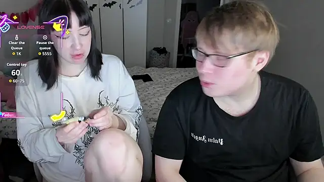 JayMollyy online show from February 2026 04:00:02 PM