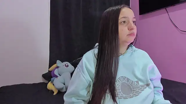 Celestte online show from December 2025 12:04:02 AM