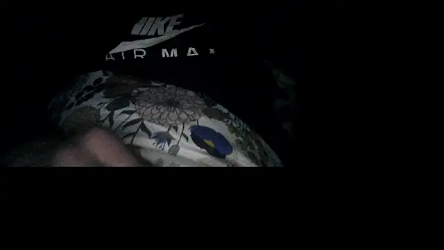 Snapshot of dxmiian chatting on March 2025 10:53:02 PM dxmiian online show from March 2025 10:53:02 PM