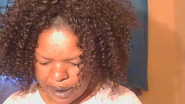 Snapshot of ebony_rose11 chatting on September 2025 08:35:01 AM ebony rose11 online show from September 2025 08:35:01 AM