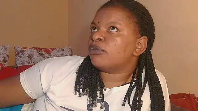 Snapshot of ebony_rose11 chatting on October 2025 03:32:01 PM ebony rose11 online show from October 2025 03:32:01 PM