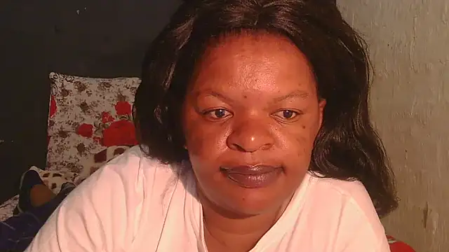 Snapshot of ebony_rose11 chatting on November 2025 10:10:02 PM ebony rose11 online show from November 2025 10:10:02 PM