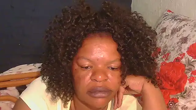 Snapshot of ebony_rose11 chatting on November 2025 04:17:02 AM ebony rose11 online show from November 2025 04:17:02 AM