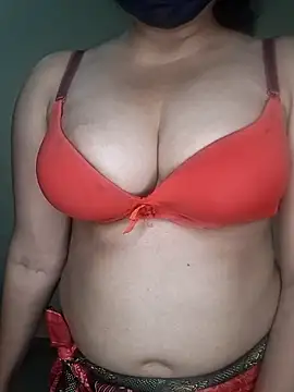 cute nansi online show from March 2025 07:45:02 PM