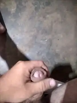 Snapshot of mivergom chatting on March 2025 05:28:02 AM mivergom online show from March 2025 05:28:02 AM