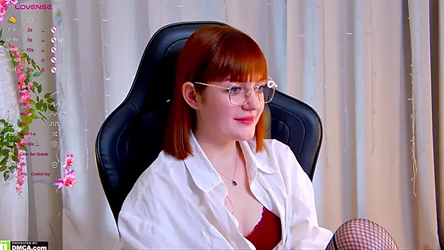 Ashley Nicks online show from October 2025 02:04:02 AM