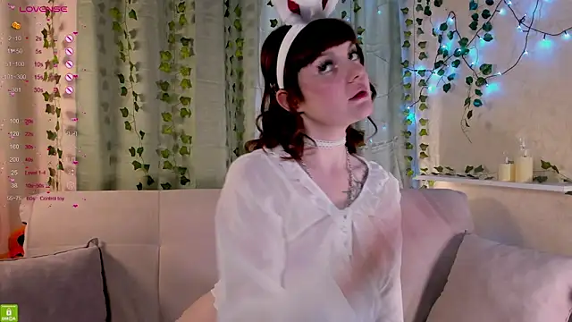 Ashley Nicks online show from April 2026 02:09:02 AM