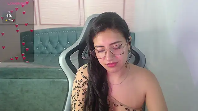 Snapshot of alexa_romero_t chatting on October 2025 12:13:02 PM alexa romero t online show from October 2025 12:13:02 PM