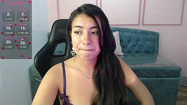 Snapshot of alexa_romero_t chatting on December 2025 01:20:02 PM alexa romero t online show from December 2025 01:20:02 PM