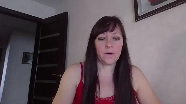 Snapshot of CarolinaReaperRed chatting on November 2025 08:47:01 AM CarolinaReaperRed online show from November 2025 08:47:01 AM