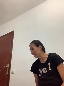 Snapshot of Anonim2026 chatting on November 2025 12:19:01 AM Anonim2026 online show from November 2025 12:19:01 AM