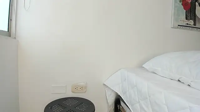 cowmarce online show from November 2025 11:09:01 AM