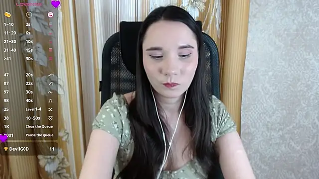 KateForLove online show from March 2025 01:45:01 PM