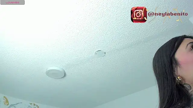 Snapshot of Cristal_Velle chatting on July 2026 01:13:02 PM Cristal Velle online show from July 2026 01:13:02 PM