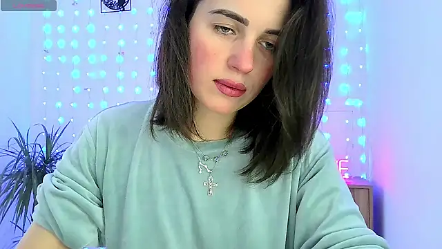 neferutt online show from December 2025 12:47:02 PM