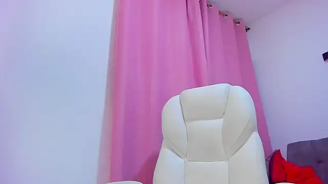 gaaby foxx online show from November 2025 01:22:01 PM