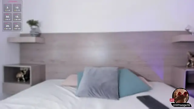 Snapshot of alison222_ chatting on March 2025 08:32:01 PM alison222 online show from March 2025 08:32:01 PM